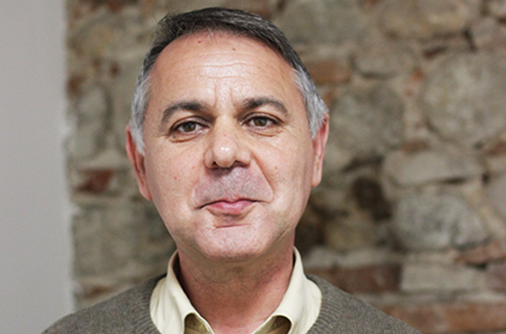 Dan Vasiu